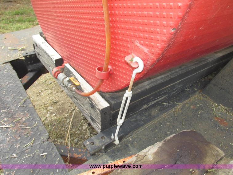 image for item F7452 Diesel fuel trailer