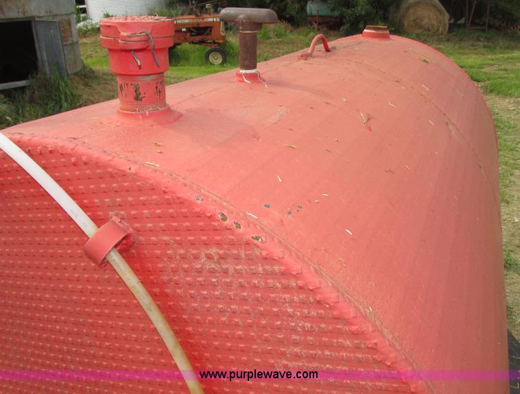 image for item F7452 Diesel fuel trailer