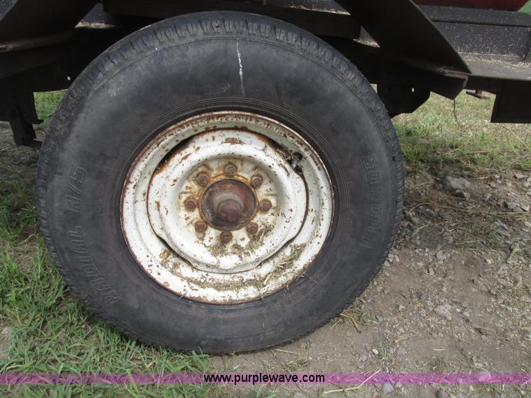 image for item F7452 Diesel fuel trailer