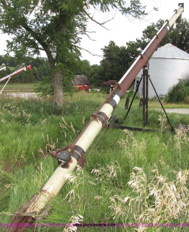 image for item F7455 Snowco 30' x 8" grain auger