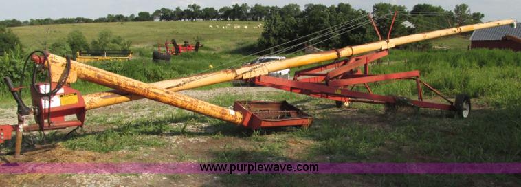 image for item F7456 Mayrath 61' x 8" grain auger