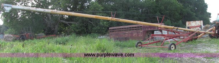 image for item F7456 Mayrath 61' x 8" grain auger