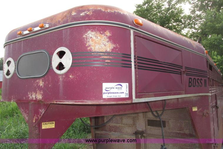 image for item F7457 1991 Boss 720GNS 20' gooseneck livestock trailer