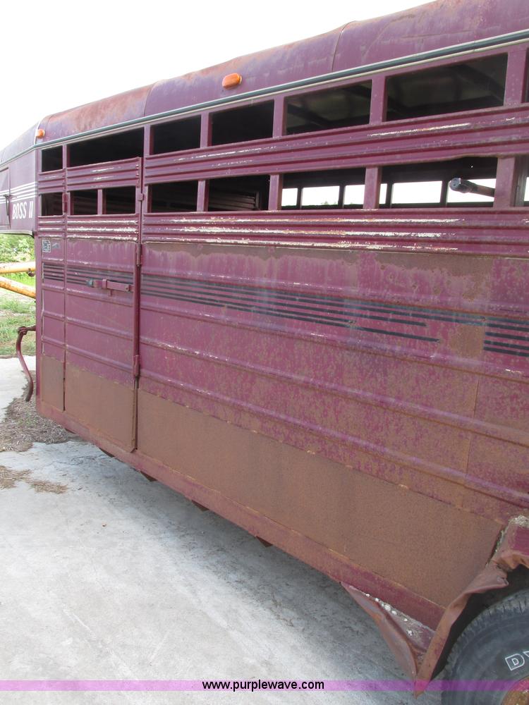 image for item F7457 1991 Boss 720GNS 20' gooseneck livestock trailer