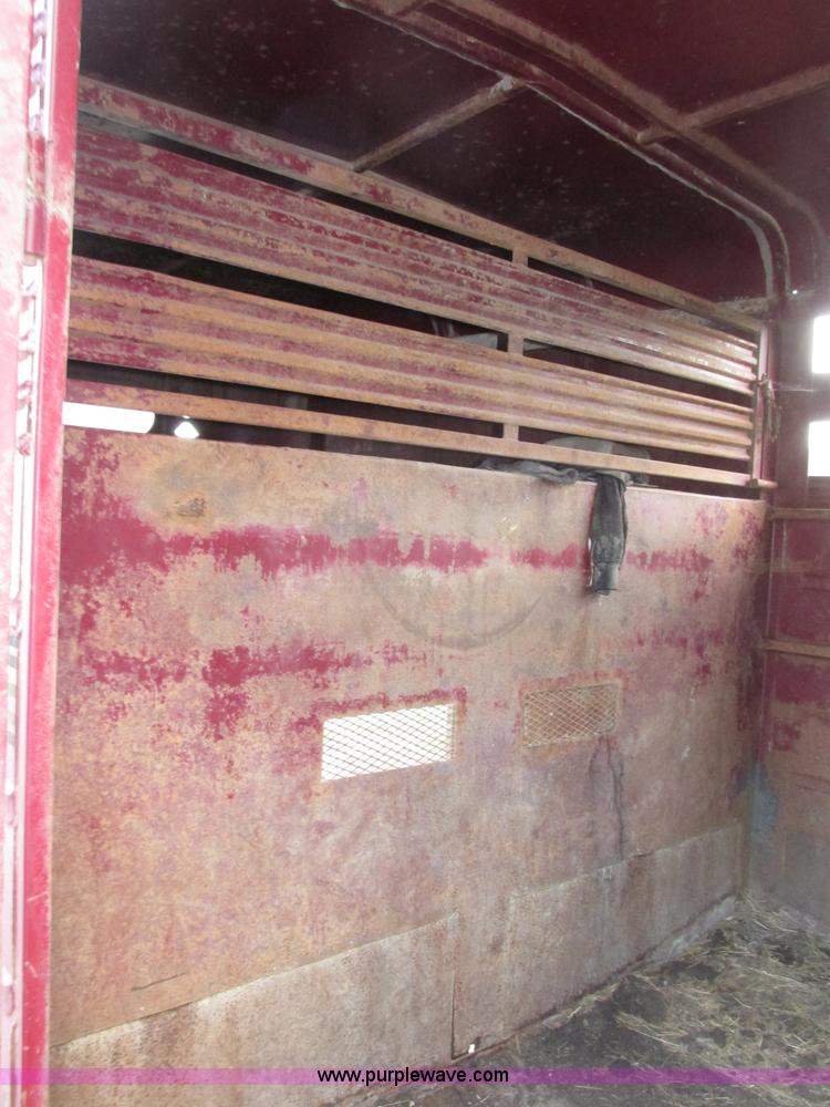 image for item F7457 1991 Boss 720GNS 20' gooseneck livestock trailer