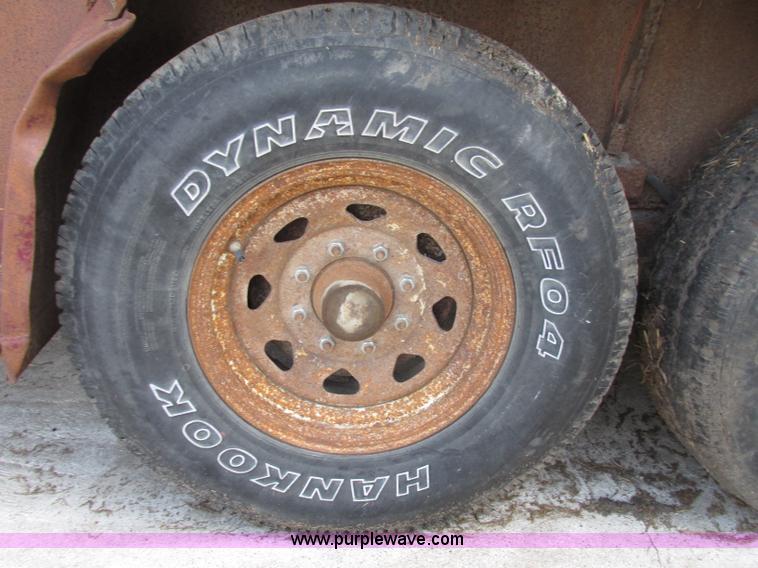 image for item F7457 1991 Boss 720GNS 20' gooseneck livestock trailer