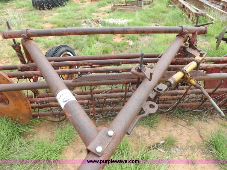 image for item H1779 Massey-Ferguson 37 hay rake