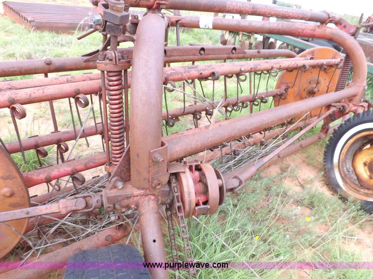 image for item H1779 Massey-Ferguson 37 hay rake