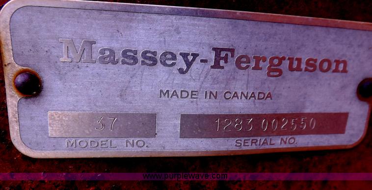 image for item H1779 Massey-Ferguson 37 hay rake