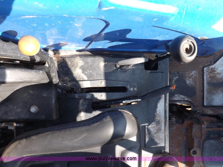 image for item H1794 2006 New Holland TN70A MFWD tractor