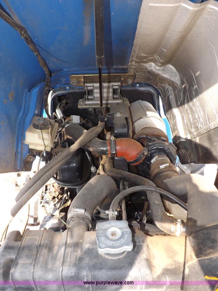 image for item H1794 2006 New Holland TN70A MFWD tractor