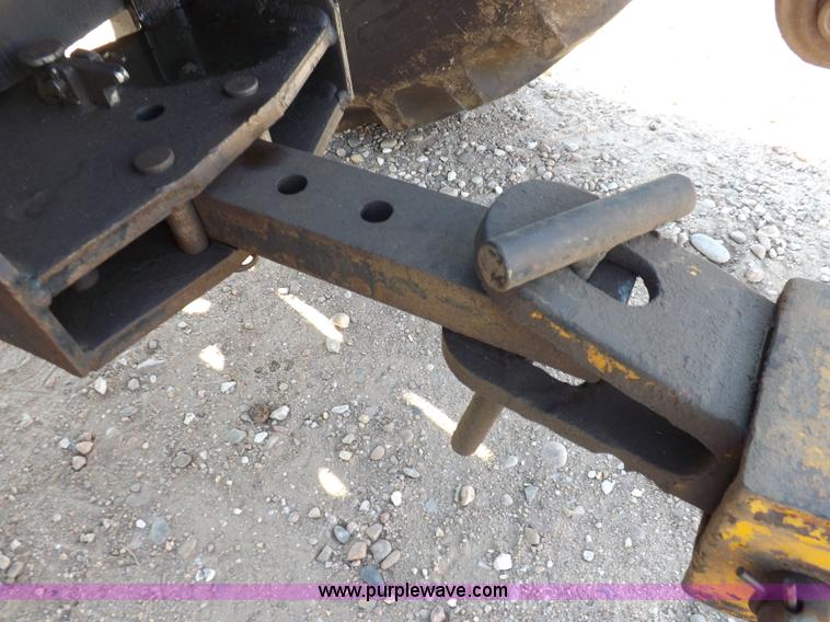 image for item H1794 2006 New Holland TN70A MFWD tractor