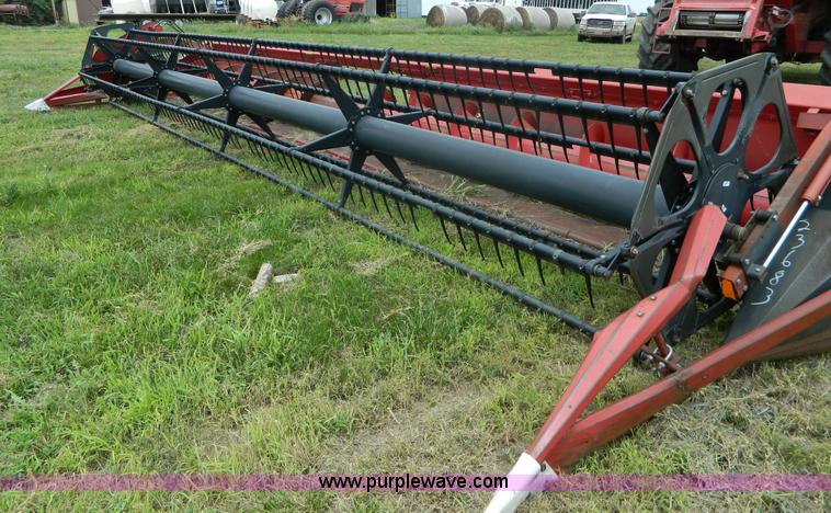 image for item H2444 1992 Case IH 1020 flex header