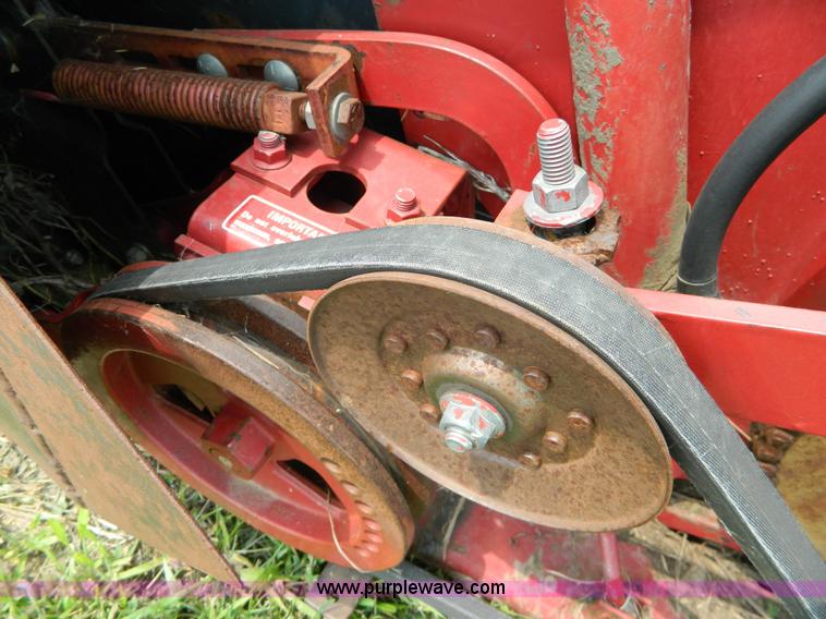 image for item H2444 1992 Case IH 1020 flex header