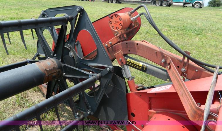 image for item H2444 1992 Case IH 1020 flex header