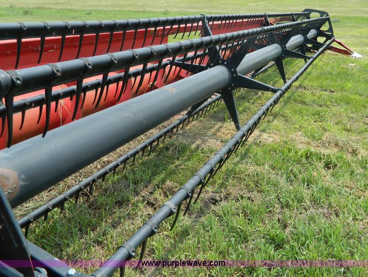 image for item H2444 1992 Case IH 1020 flex header
