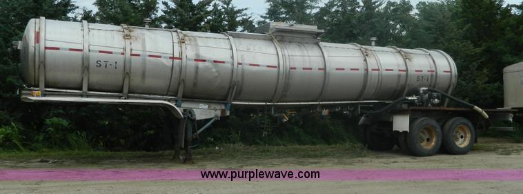 image for item H2446 1979 Kari Kool CTK tanker