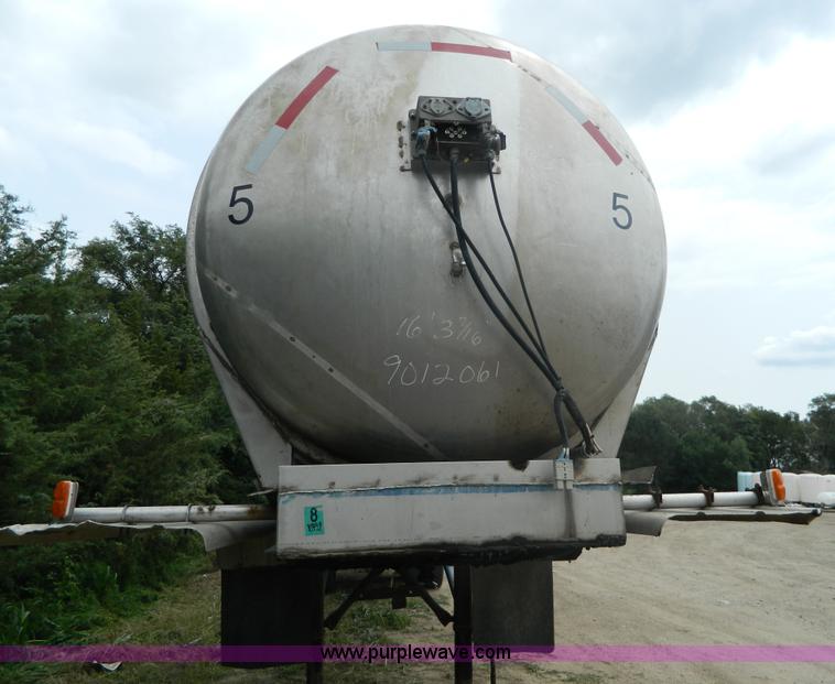 image for item H2446 1979 Kari Kool CTK tanker