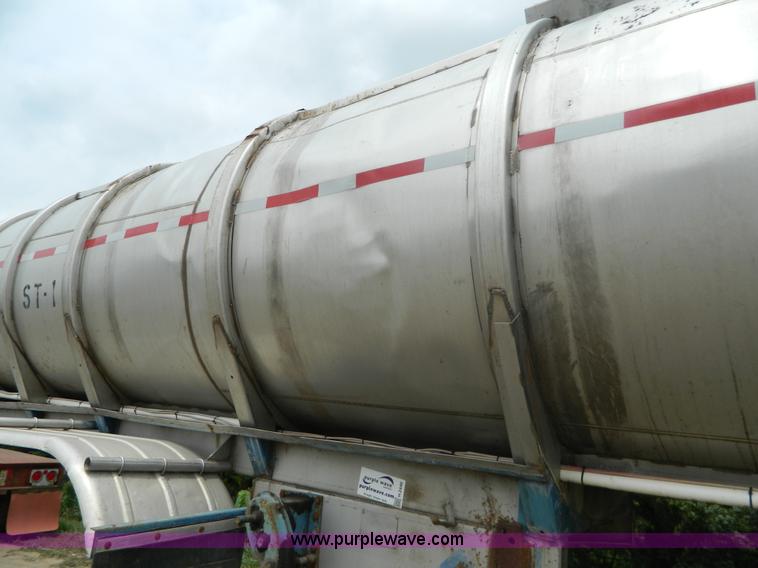 image for item H2446 1979 Kari Kool CTK tanker