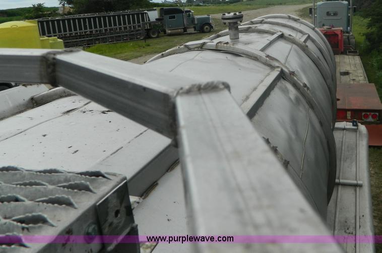 image for item H2446 1979 Kari Kool CTK tanker