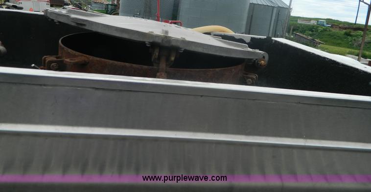 image for item H2446 1979 Kari Kool CTK tanker