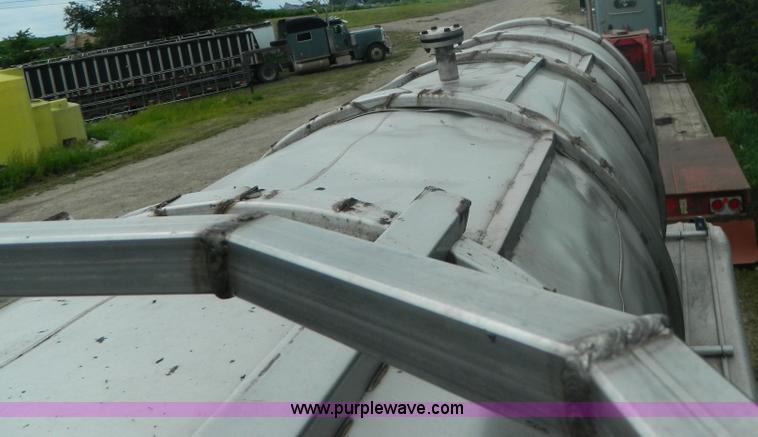 image for item H2446 1979 Kari Kool CTK tanker