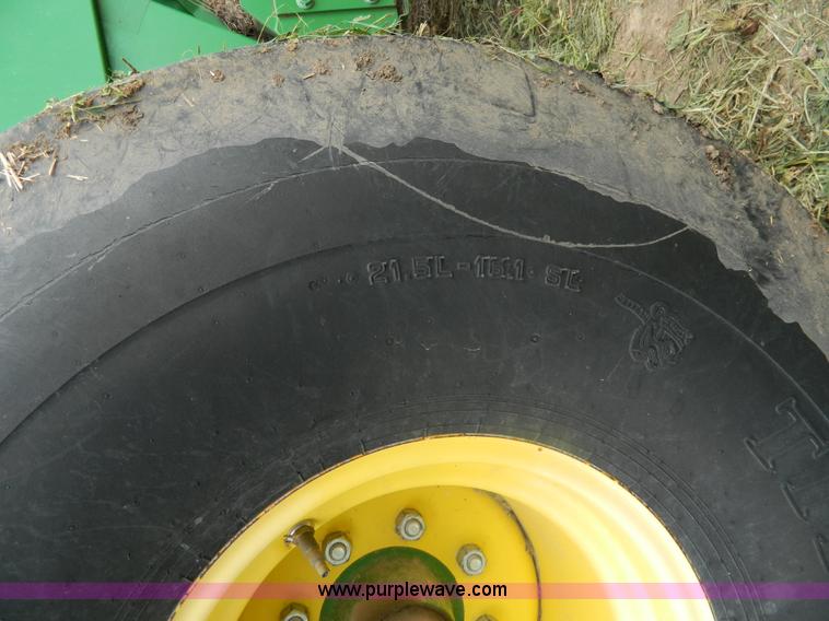 image for item H2449 2008 John Deere 568 mega wide round baler