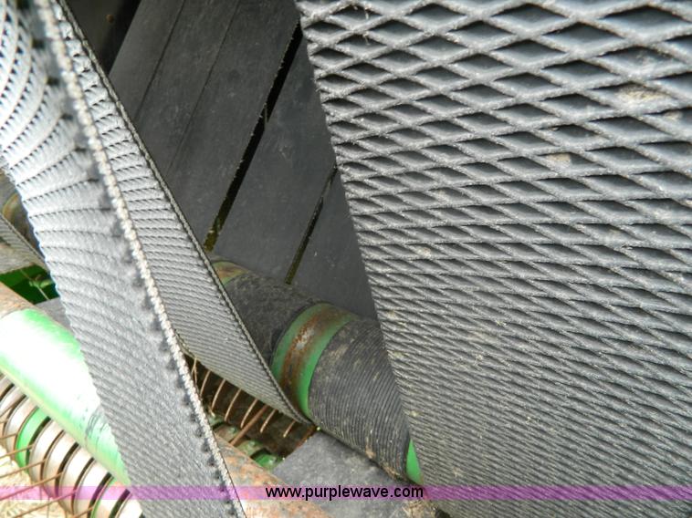 image for item H2449 2008 John Deere 568 mega wide round baler