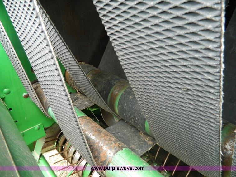 image for item H2449 2008 John Deere 568 mega wide round baler