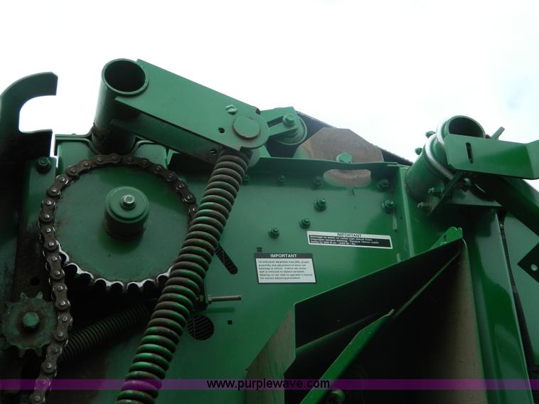 image for item H2449 2008 John Deere 568 mega wide round baler