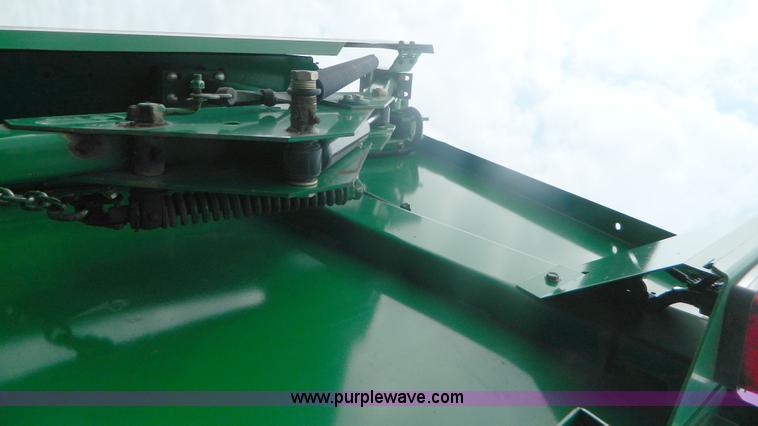 image for item H2449 2008 John Deere 568 mega wide round baler