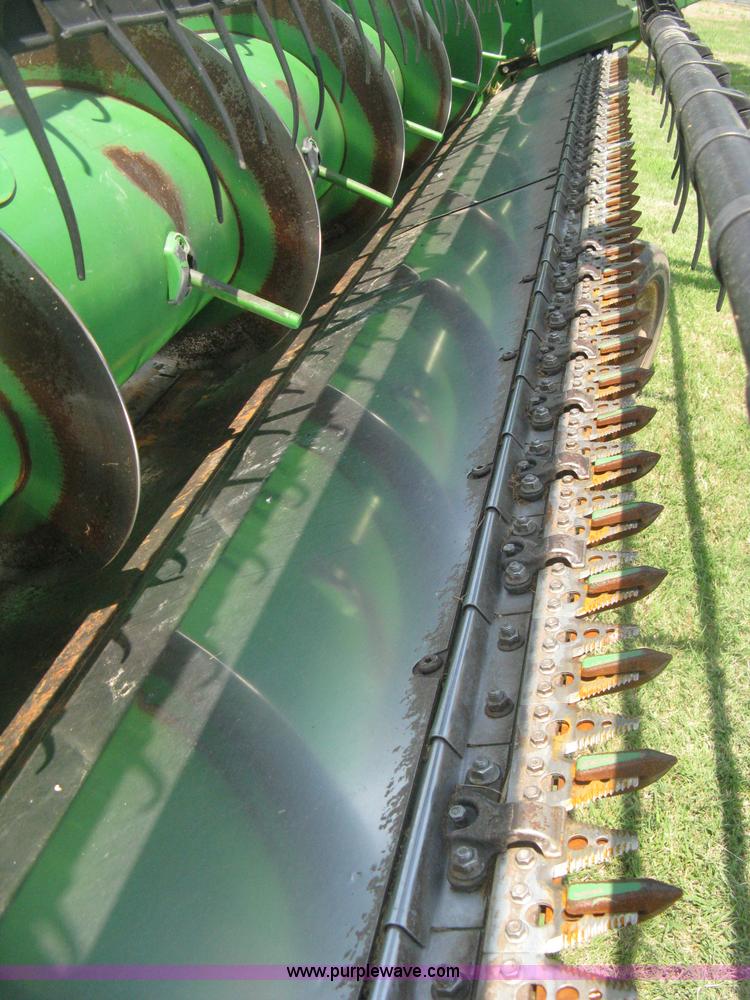 image for item H5322 2009 John Deere 635F HydraFlex platform header