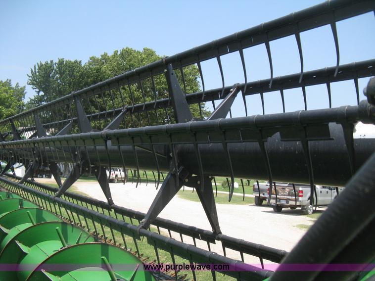 image for item H5322 2009 John Deere 635F HydraFlex platform header