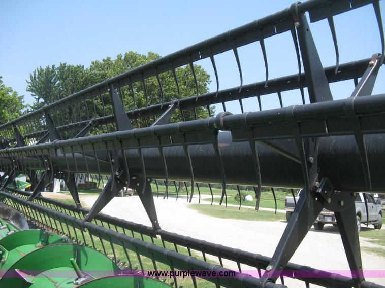 image for item H5322 2009 John Deere 635F HydraFlex platform header