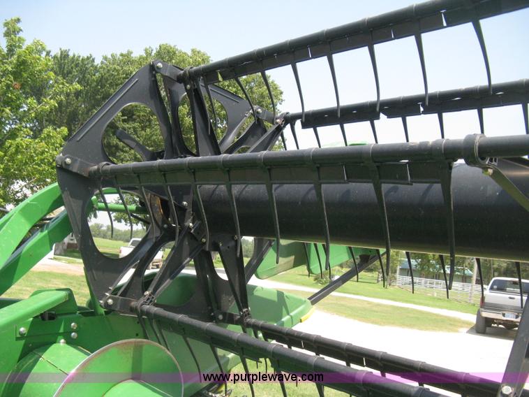 image for item H5322 2009 John Deere 635F HydraFlex platform header