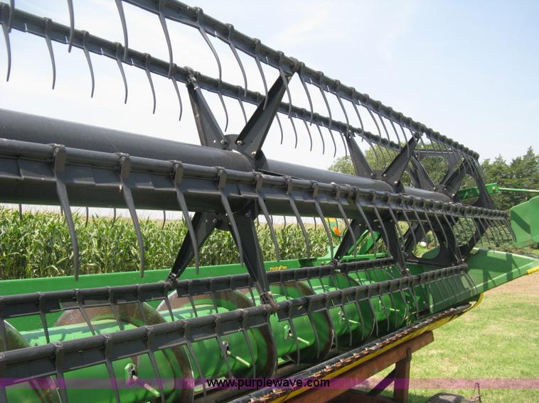 image for item H5322 2009 John Deere 635F HydraFlex platform header