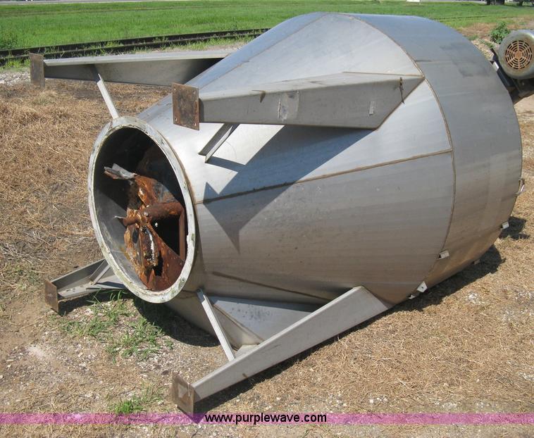 image for item H5337 Layco stainless steel fertilizer blender