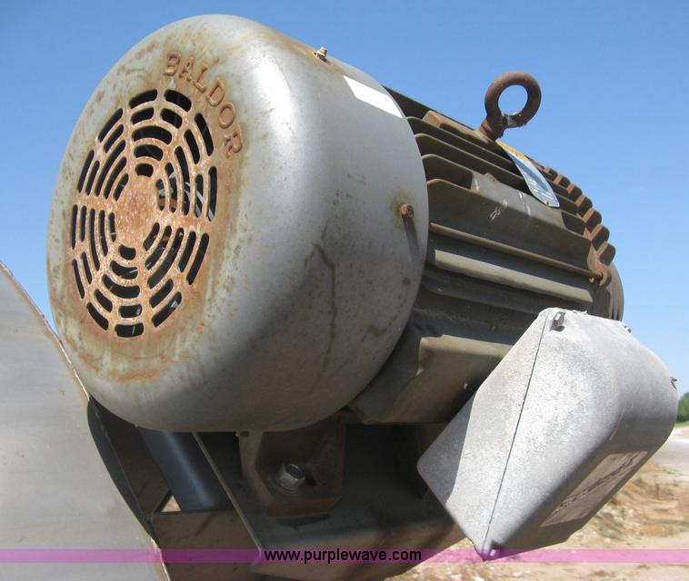 image for item H5337 Layco stainless steel fertilizer blender