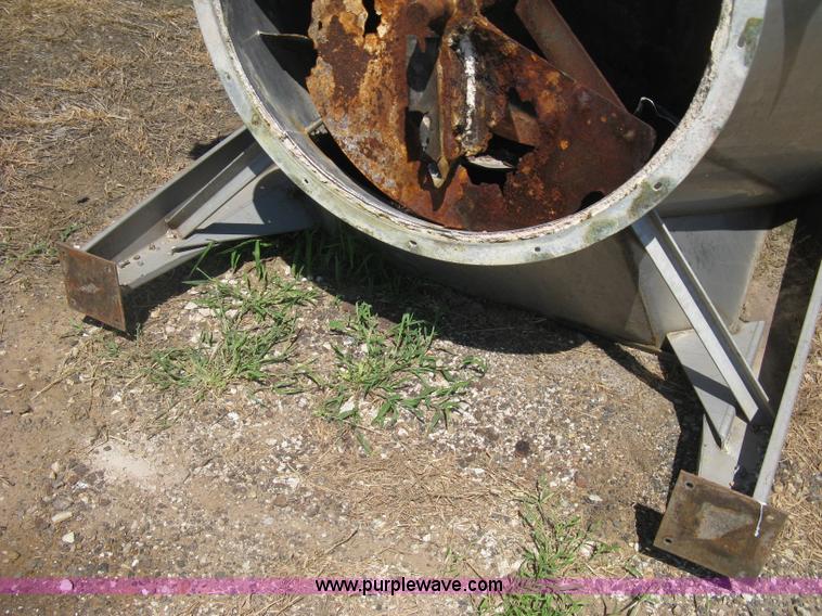 image for item H5337 Layco stainless steel fertilizer blender