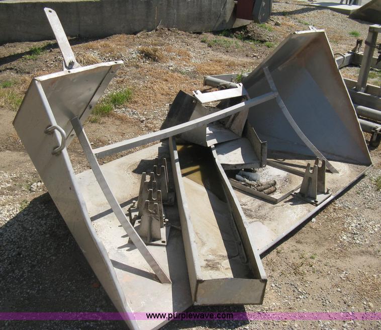 image for item H5337 Layco stainless steel fertilizer blender