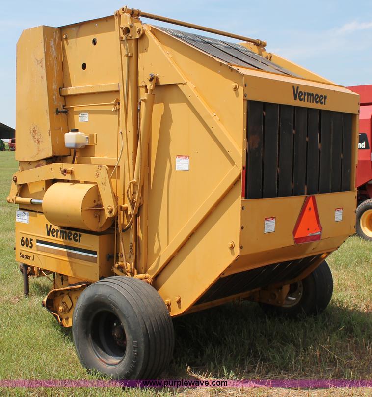 image for item H5628 1991 Vermeer 605 Super J round baler