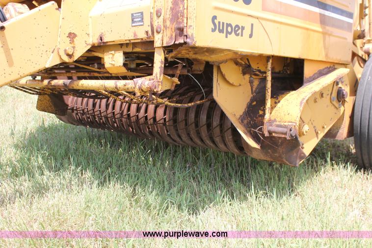 image for item H5628 1991 Vermeer 605 Super J round baler