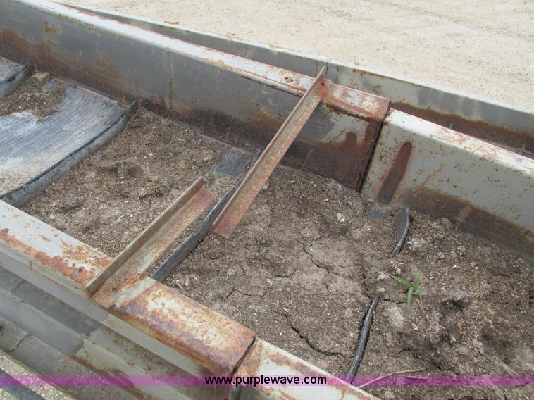 image for item I4156 Assorted grain handling equipment