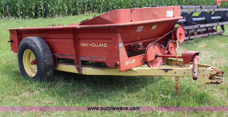 image for item J1086 New Holland 513 manure spreader