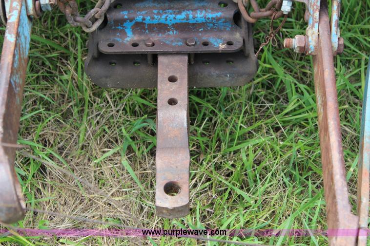 image for item J1182 1967 Ford 3000 tractor