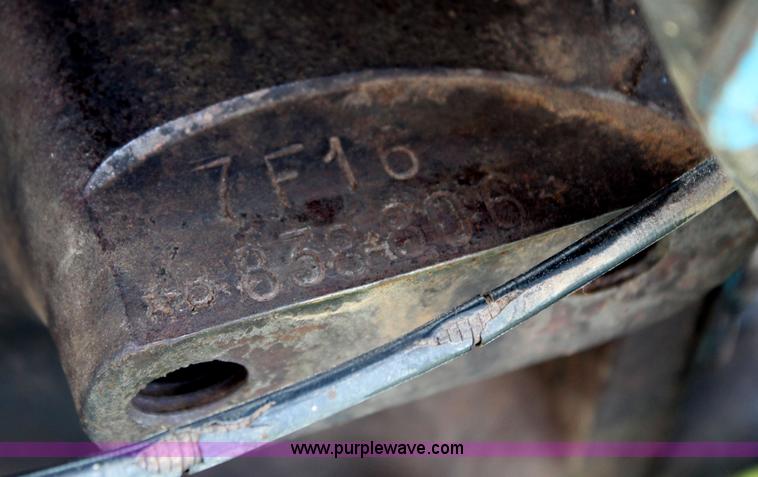 image for item J1182 1967 Ford 3000 tractor