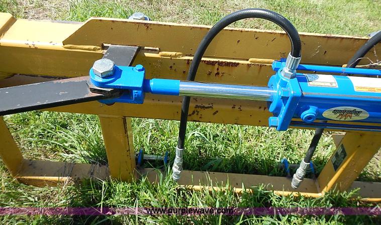 image for item J2065 Superior round bale buggy