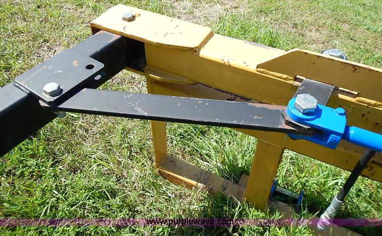 image for item J2065 Superior round bale buggy