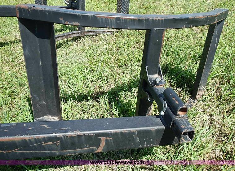 image for item J2065 Superior round bale buggy