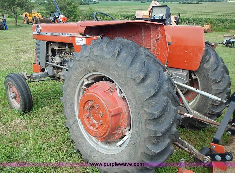 image for item J2105 1968 Massey-Ferguson 165 Multi-power tractor